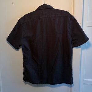 Taylor Stitch / The Short Sleeve Hawthorne in Marine / L (42)